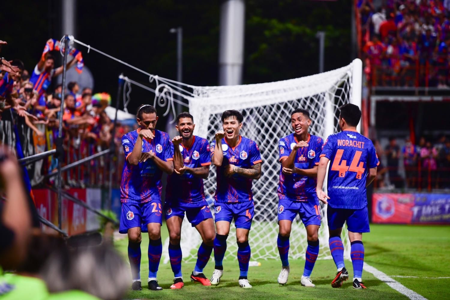 Port FC vs Muangthong United Prediction, Betting Tips & Odds | 13 FEBRUARY 2024