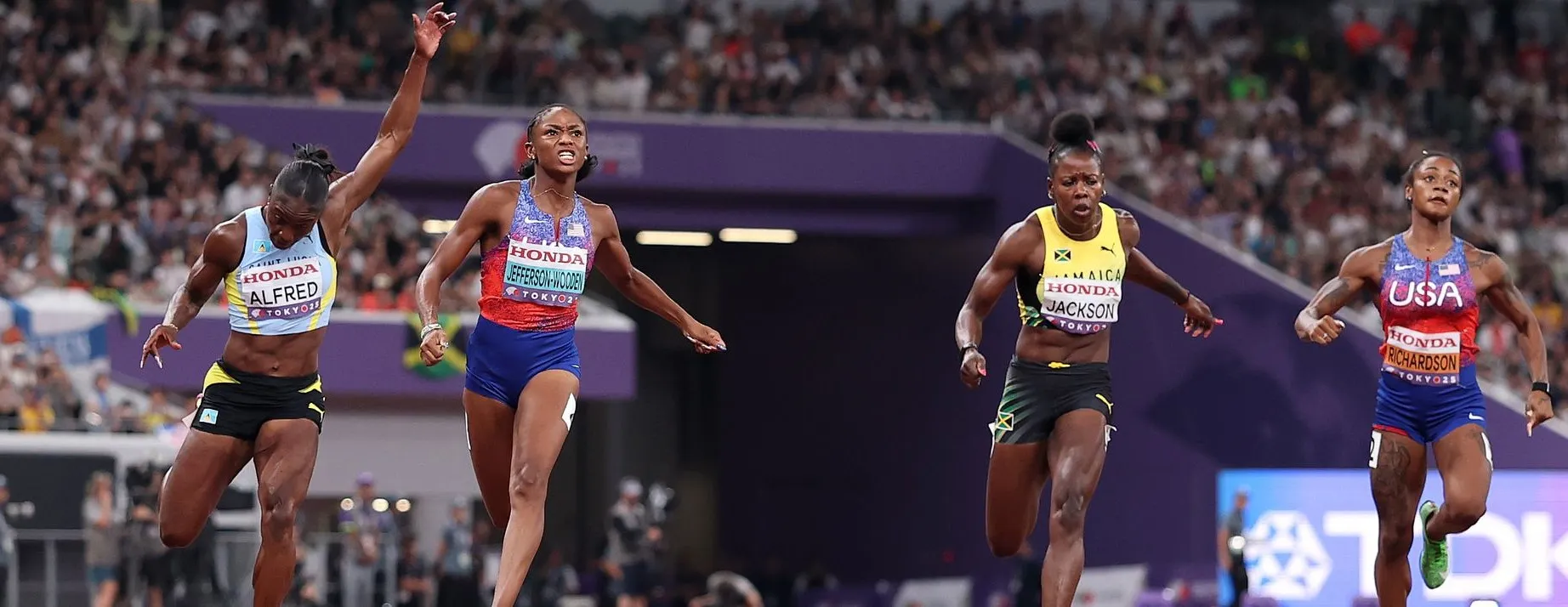 (2nd left) American Melissa Jefferson-Wooden steals the show in the women's 100m. @Worldathletics