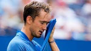 Medvedev refused to continue the match against Djokovic at the tournament in Kazakhstan because of injury