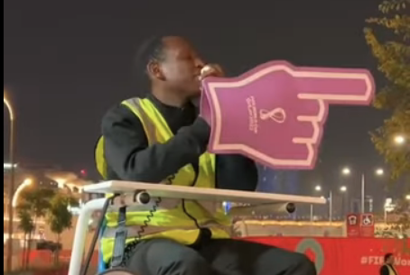 'Metro man’, el voluntario que la rompe en Qatar 2022