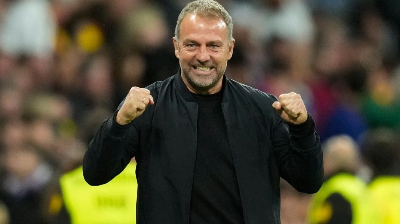 Flick to Extend Contract with Barcelona Until 2027