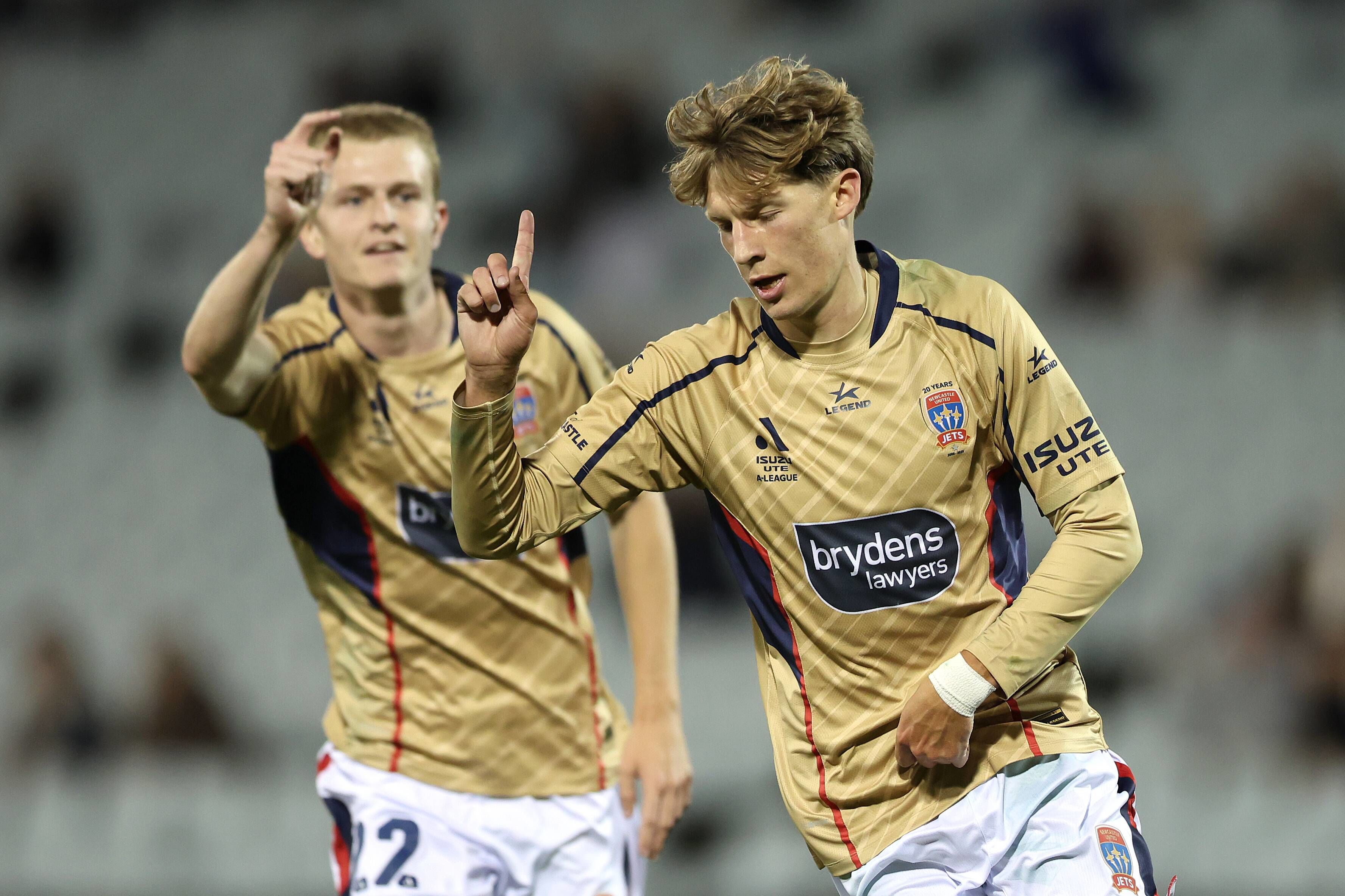 Wellington Phoenix vs Newcastle Jets: Prediction for the Match on December 14, 2025