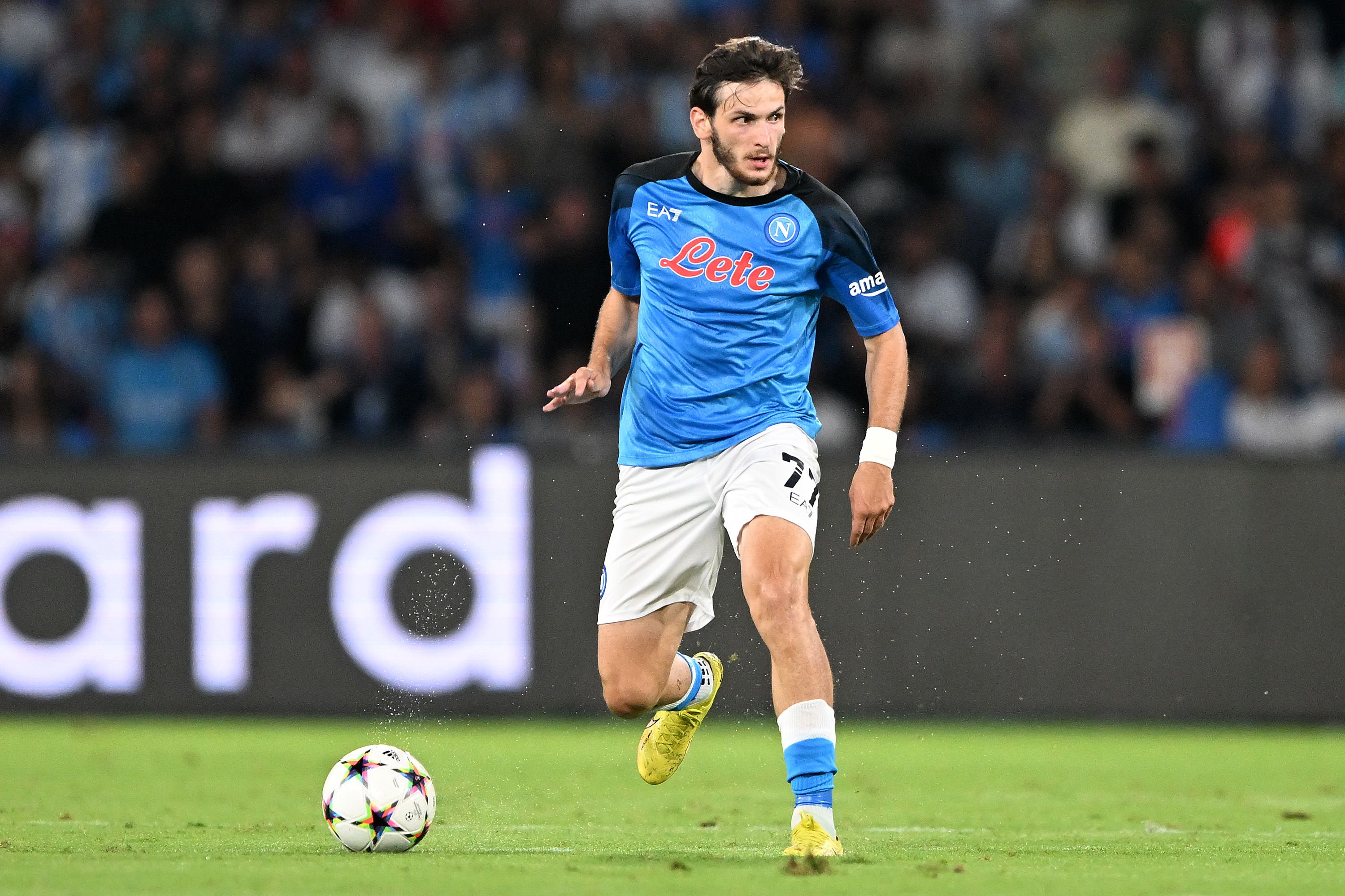 Napoli denies information about signing a new contract with Kvaratskhelia