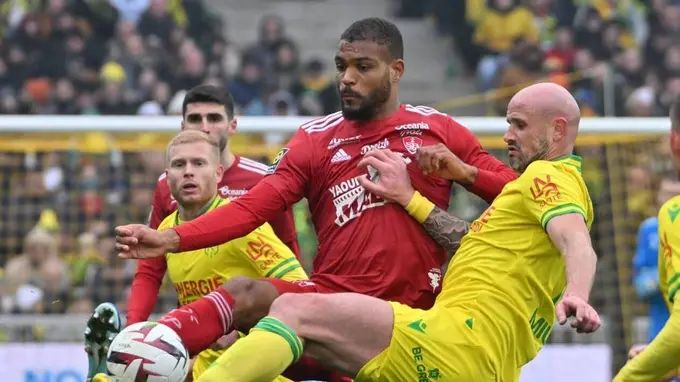 Brest vs Lorient. Pronóstico, Apuestas y Cuotas│20 de Diciembre del 2023