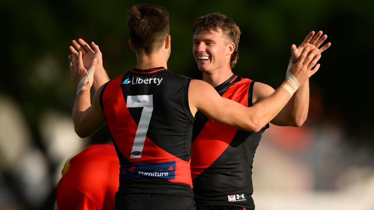 Gold Coast Suns vs Essendon Bombers Prediction, Betting Tips & Odds│ 08 MARCH, 2025