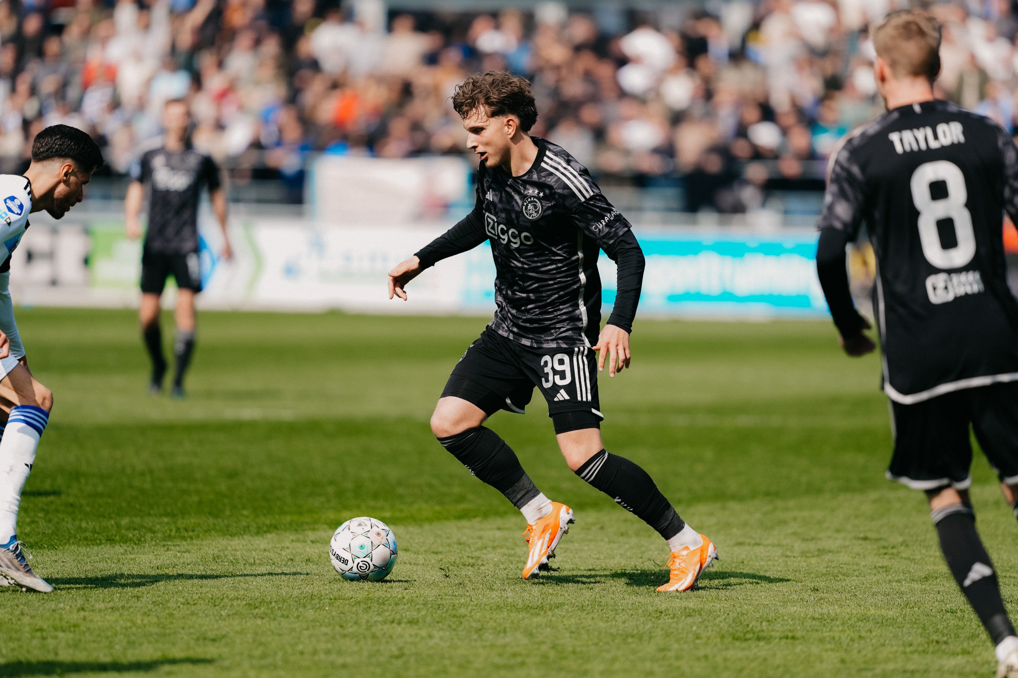 Ajax Amsterdam vs Go Ahead Eagles Prediction, Betting Tips & Odds | 04 APRIL, 2024