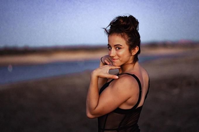 Maycee Barber is a young UFC star who has traveled the United States in search of new fighting techniques