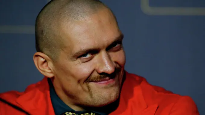 Shenanigans Of The Ukrainian. Usyk Wants To Fight McGregor, Run For President And Score Goals Like Ronaldo