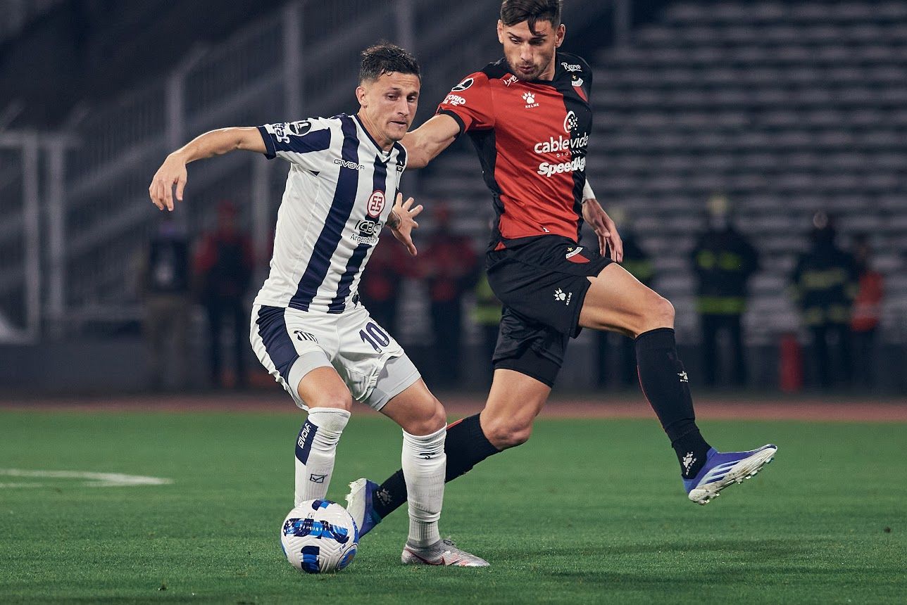 Talleres vs. Colón. Pronostico, Apuestas y Cuotas│7 de junio de 2024