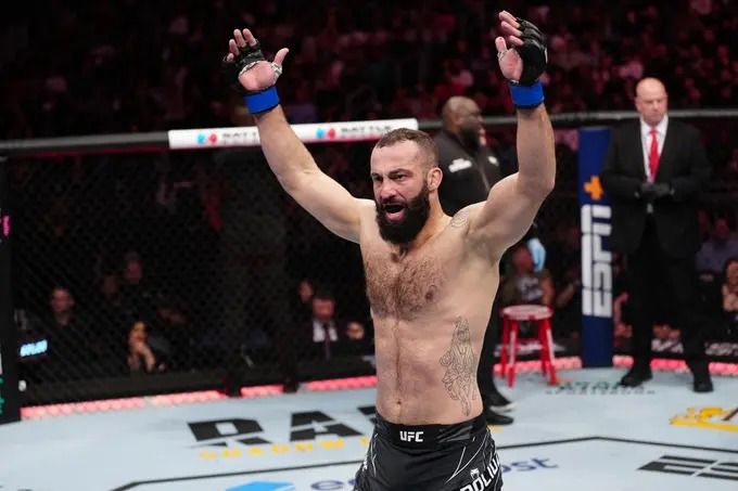 "Chimaev Is Acting Immature". Dolidze Talks About Referee Mistakes In UFC, His Goalie Skills and Alex Pereira's Weight Division