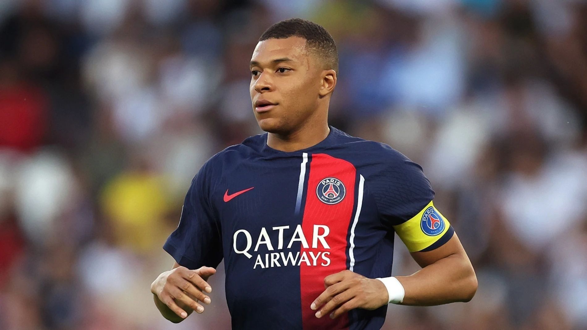 Mbappe Says That Fans Expect Too Much From Footballers