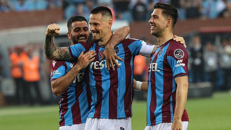 Basaksehir vs Trabzonspor. Pronóstico, Apuestas y Cuotas│6 de junio 2023