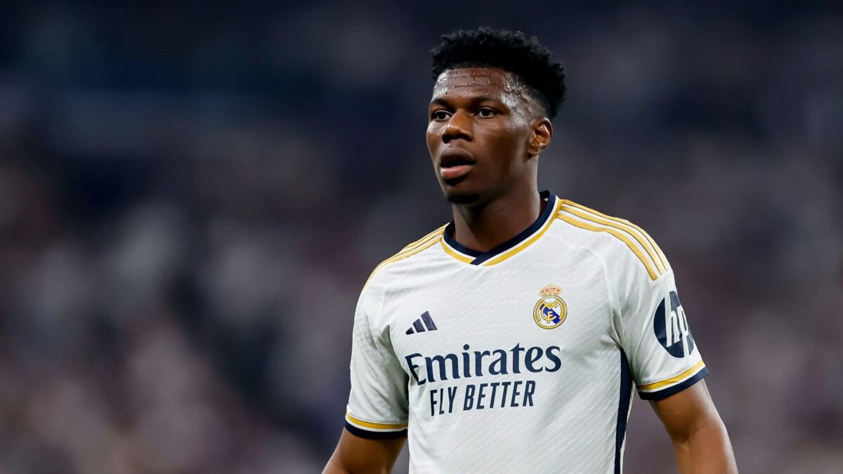 Defensa Central: Manchester United Consider Purchasing Tchouameni