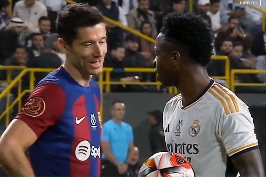 Lewandowski Attempted To Confuse Vinicius Before Penalty Kick In Barcelona vs Real Madrid 