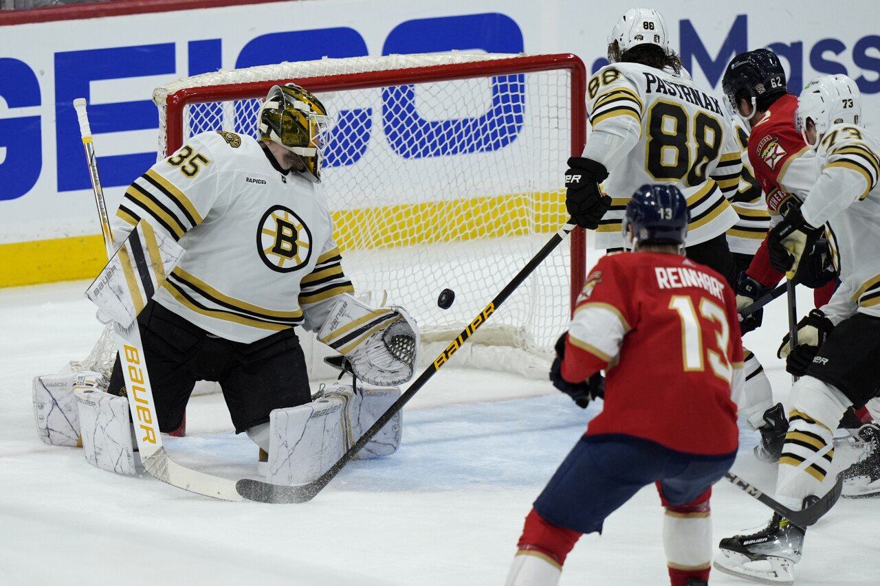 Boston Bruins vs Florida Panthers. Pronóstico, Apuestas y Cuotas│11 de mayo de 2024