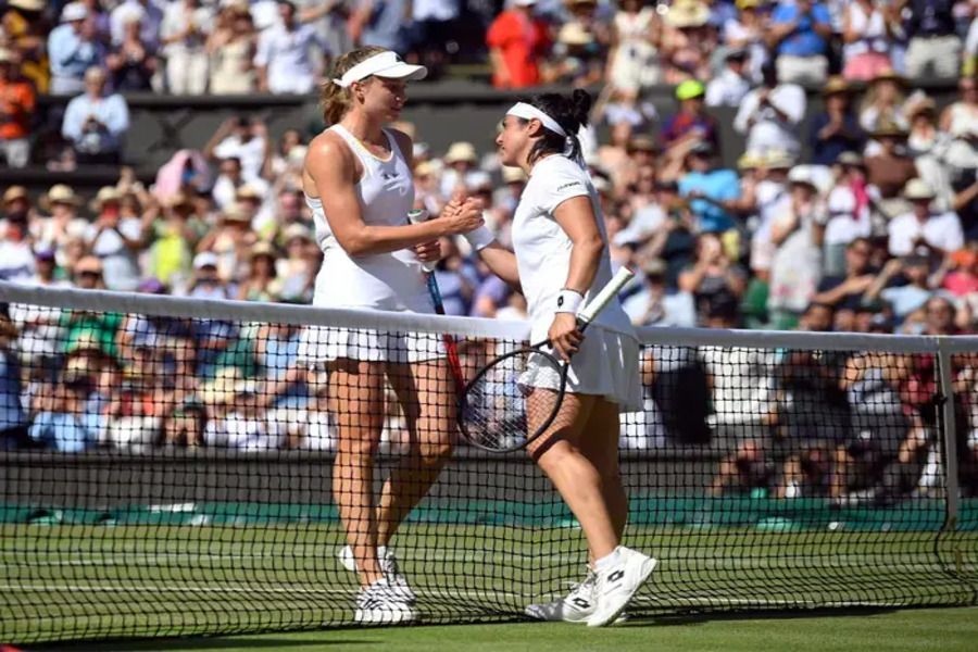 Wimbledon 2022 Match Result: Elena Rybakina vs Ons Jabeur: Elena wins(3-6, 6-2, 6-2)