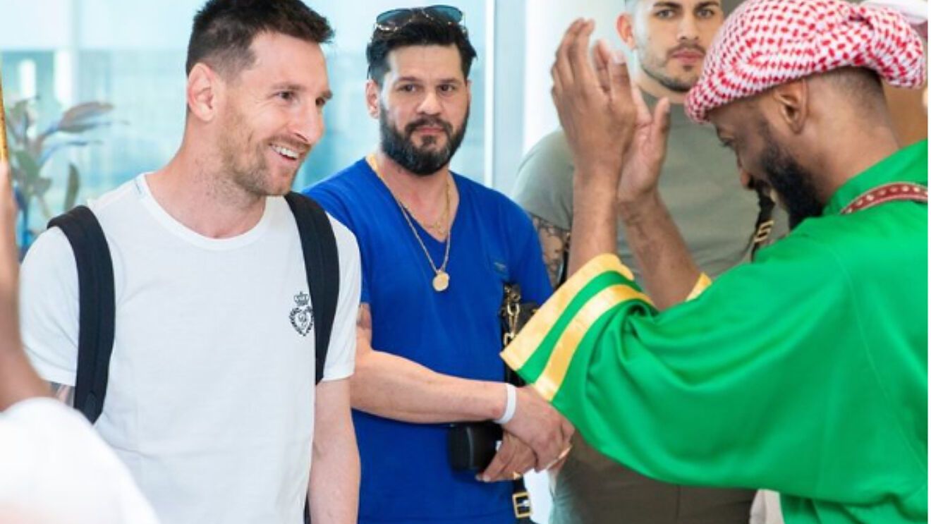 Messi jugará en el  Al-Hilal de Arabia Saudita por 300 millones de euros