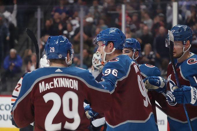 Colorado Avalanche vs Vancouver Canucks Predictions, Betting Tips & Odds │24 MARCH, 2022