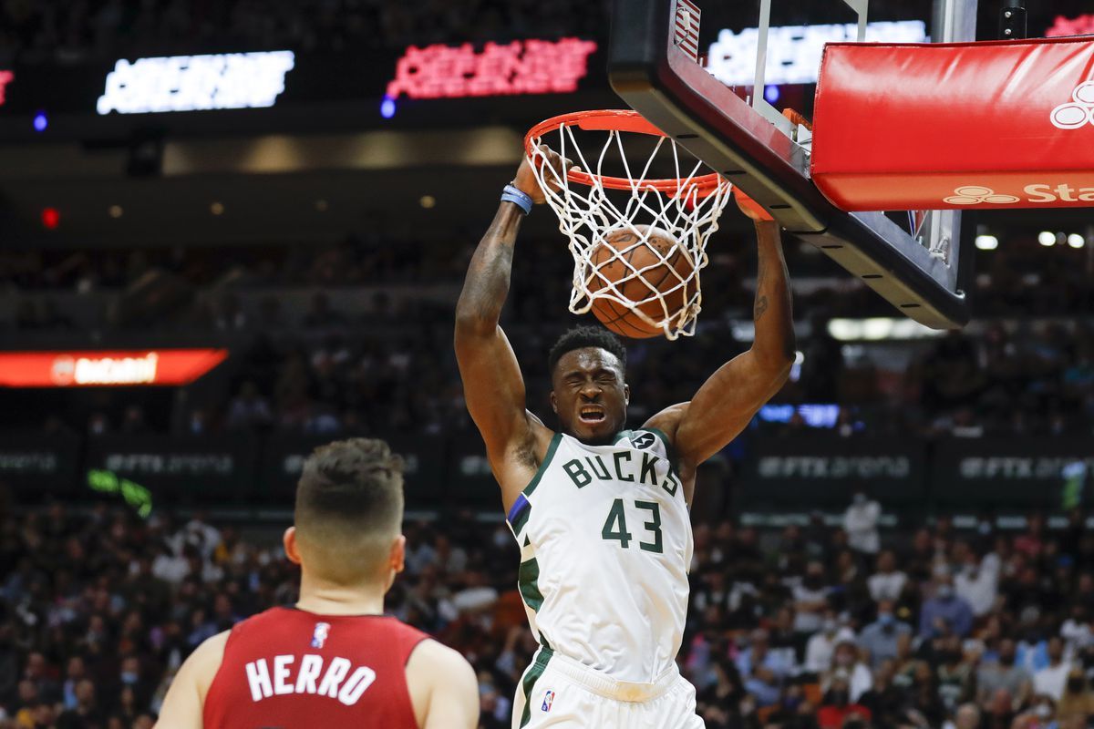 Milwaukee Bucks vs Miami Heat Prediction, Betting Tips & Odds │5 DECEMBER, 2021