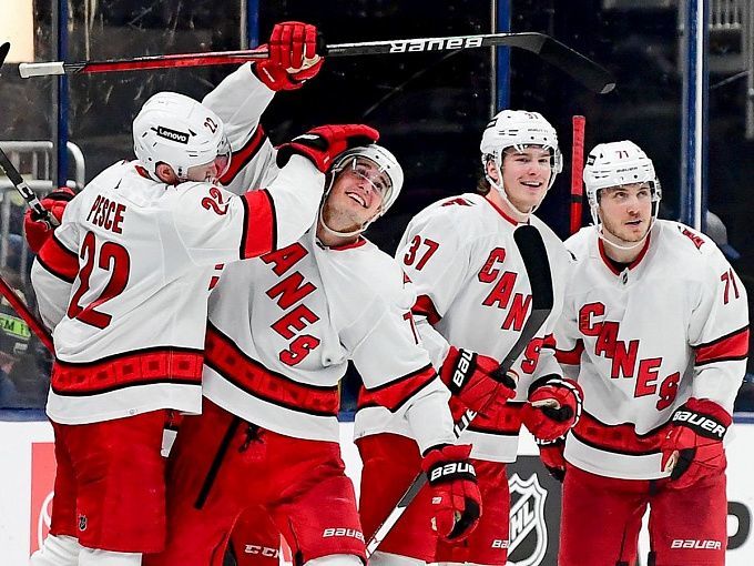 Carolina Hurricanes vs Columbus Blue Jackets Prediction, Betting Tips & Odds │14 JANUARY, 2022