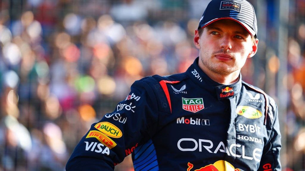 Verstappen May Move To Mercedes