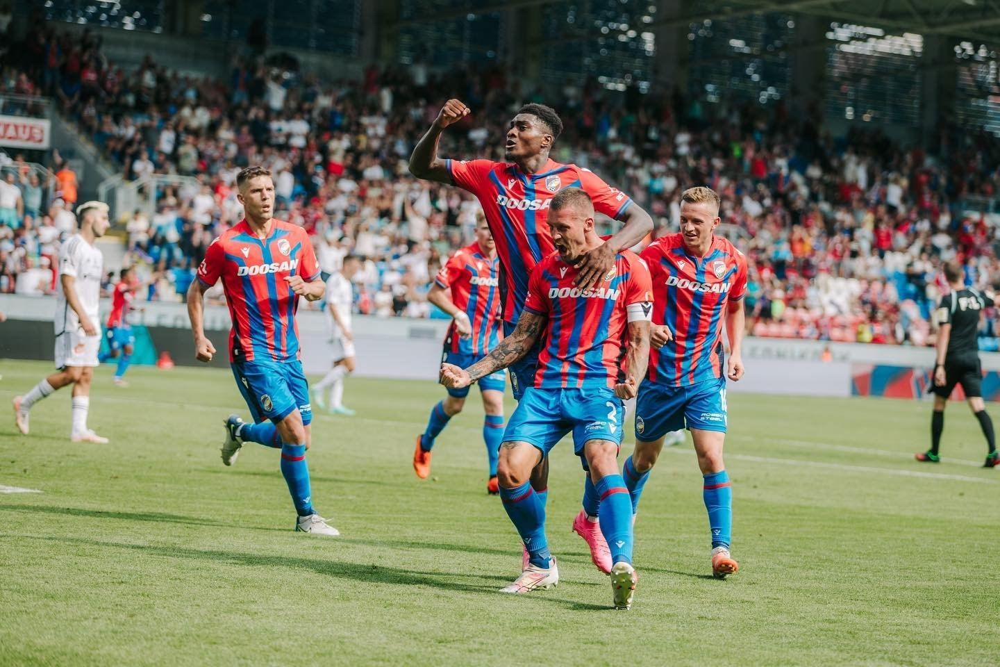 Viktoria Plzen vs Servette. Pronóstico, Apuestas y Cuotas│14 de marzo de 2024