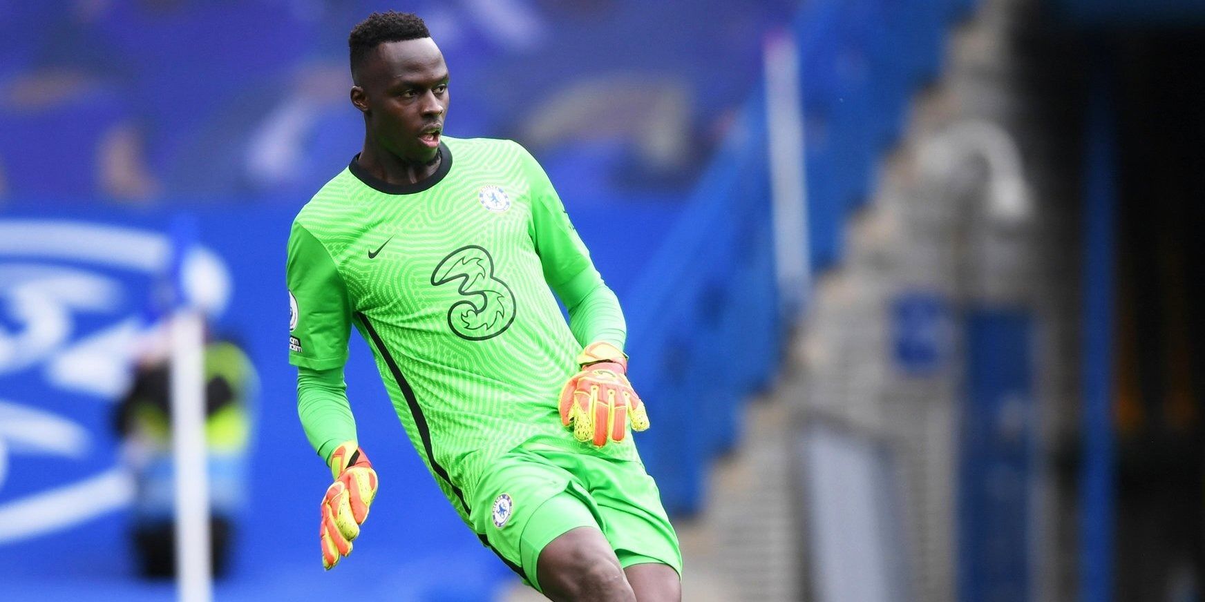 Former Chelsea Goalkeeper Mendy Signs New Contract with Al-Ahli