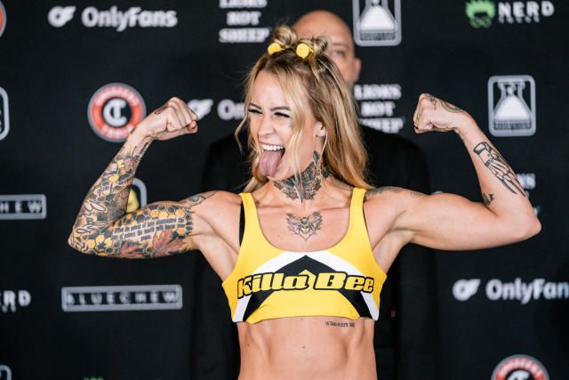 Bare Knuckle FC star Starling posts a photo in a sexy outfit