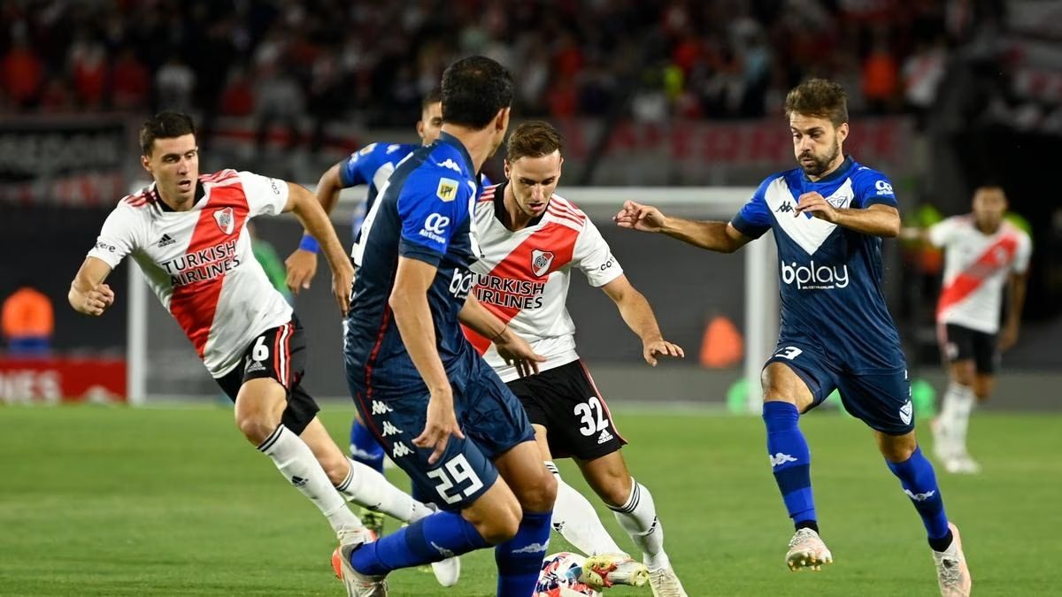 Velez Sarsfield vs. River Plate. Pronostico, Apuestas y Cuotas│30 de mayo de 2023