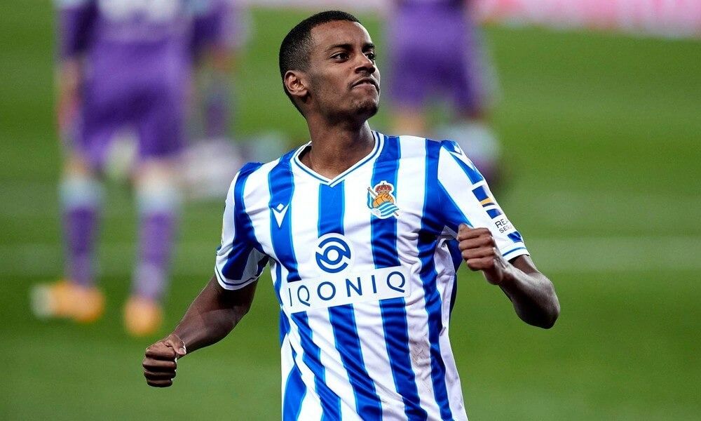 Isak to Miss Start of Season Due to Talks With Liverpool