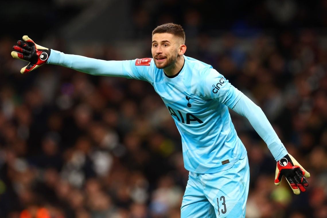 Tottenham's Goalkeeper Vicario Recovers from Injury and May Play Against Manchester United