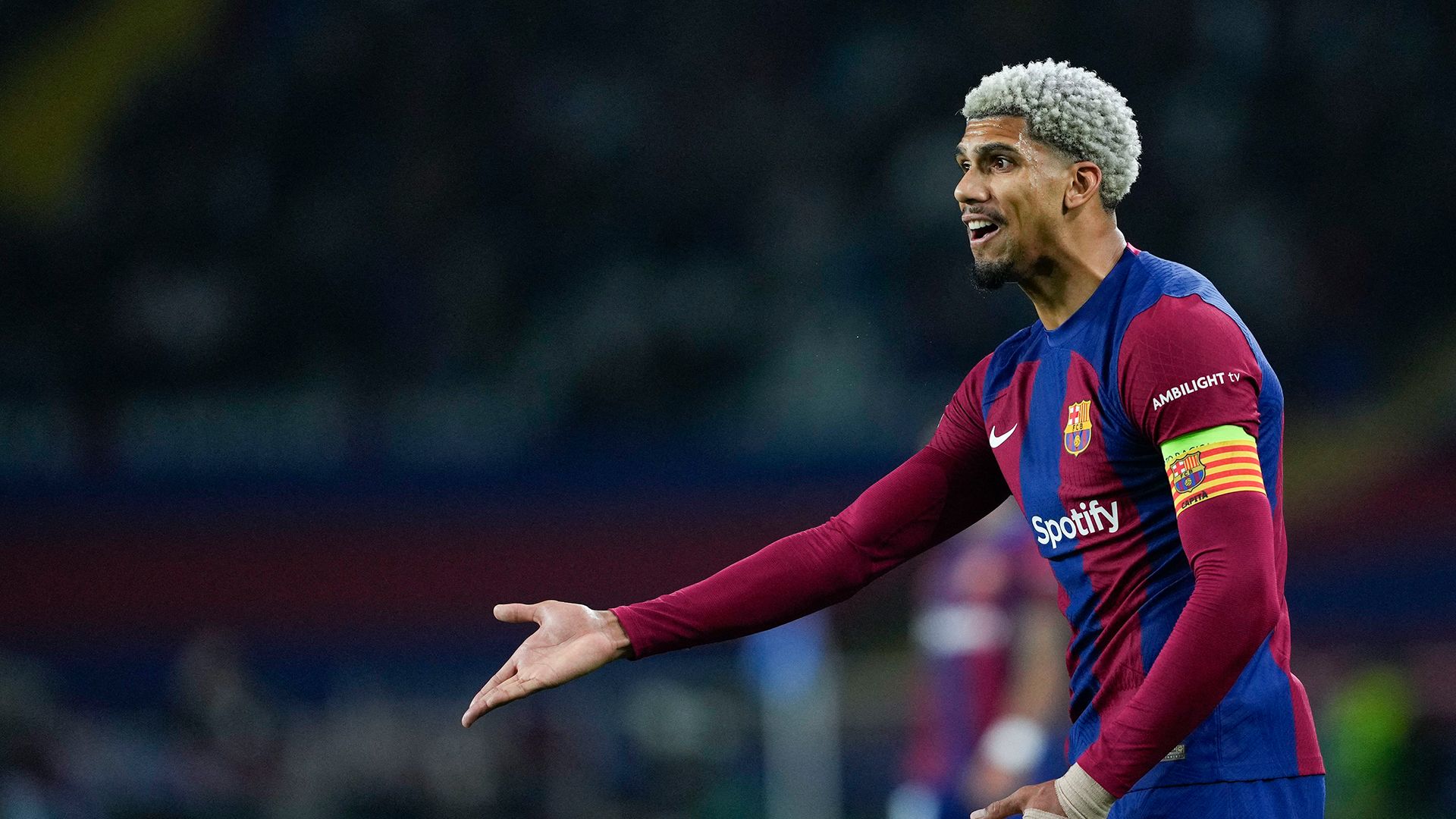 Ronald Araujo del Barça duda que algún equipo pague su cláusula de rescisión