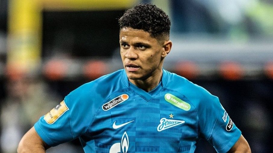 I Haven’t Lost My Dream of Returning to the Brazil National Team: Douglas Santos