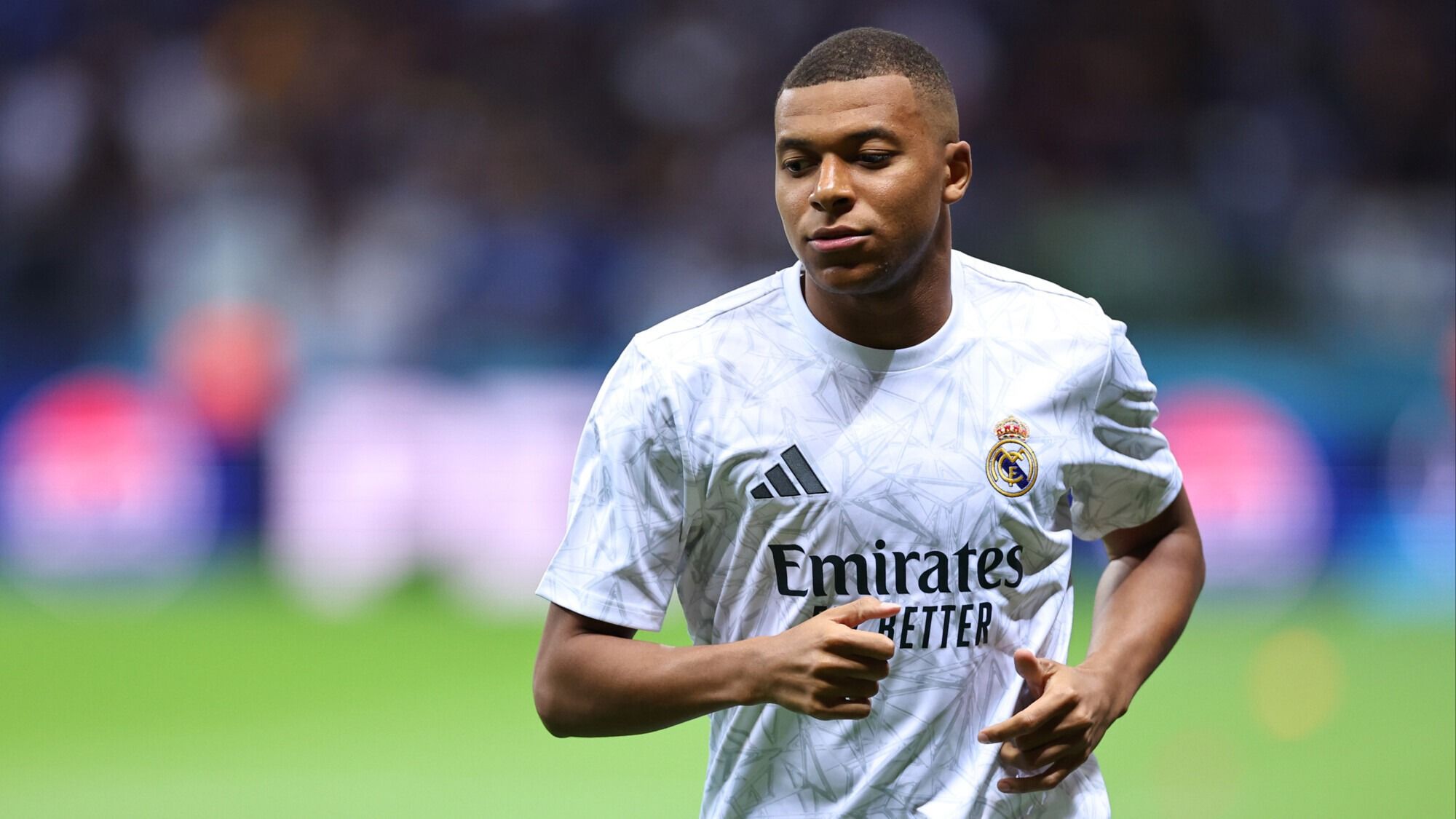 Mbappe Takes Number 10 Jersey at Real Madrid