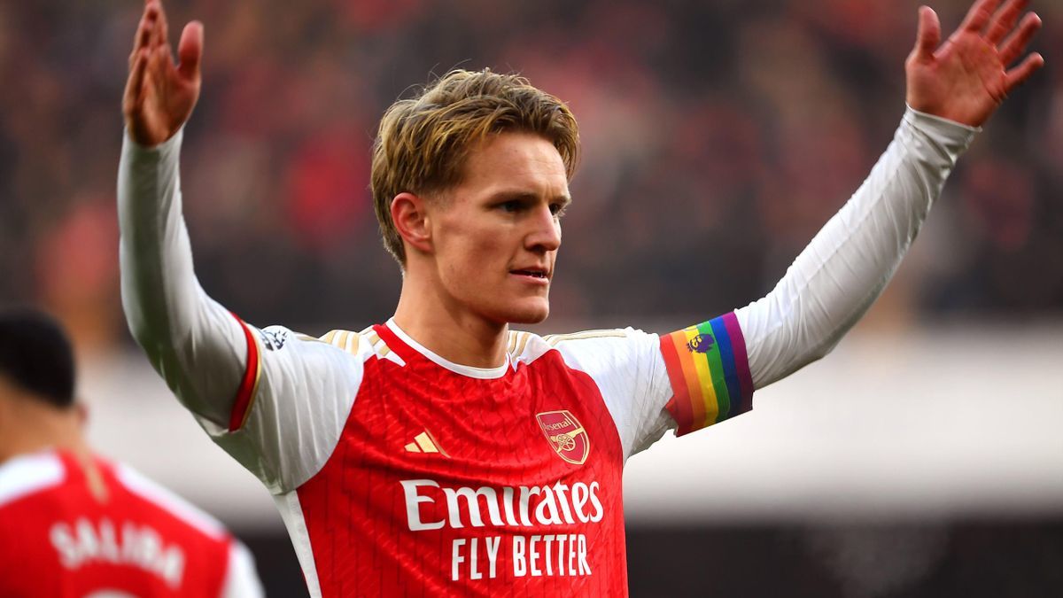 Manchester United vs. Bournemouth, Aston Villa vs. Arsenal, PSG vs. Nantes. Apuestas combinadas│9 de diciembre de 2023