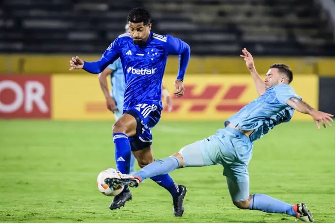 Cruzeiro vs Botafogo. Pronóstico, Apuestas y Cuotas│14 de Abril de 2024