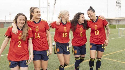 Entre sexismo, machismo y más en el fútbol femenino internacional
