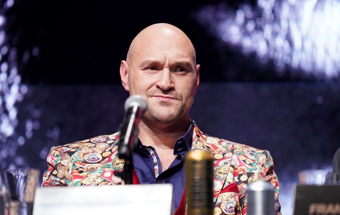 Fury Threatens Usyk's Manager: I’ll Take Your Teeth Out