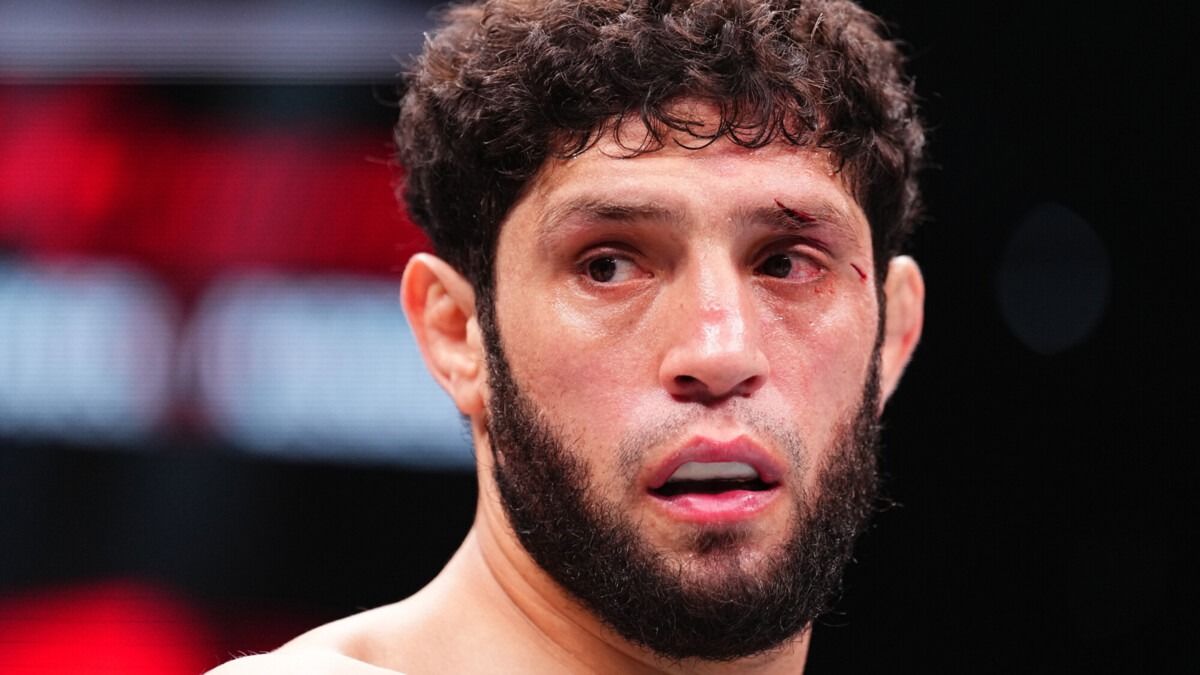 Aliskerov Aims to Finish Pak at UFC 321