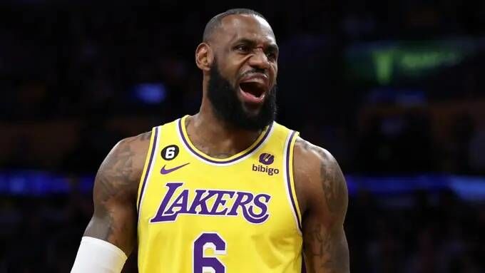 Dallas vs LA Lakers Prediction, Betting Tips & Oddsmakers │13 DECEMBER, 2023
