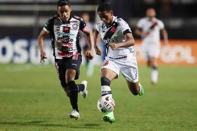Vasco da Gama vs Santos. Pronóstico, Apuestas y Cuotas│14 de mayo de 2023