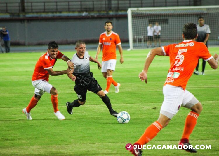 Zamora FC vs Deportivo La Guaira  Prediction, Betting Tips & Odds │17 JUNE, 2022