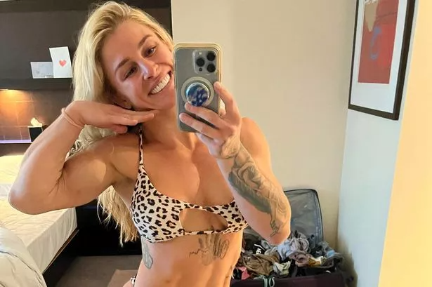 UFC Fighter Goldy Pleased Fans With Hot Pool Photo