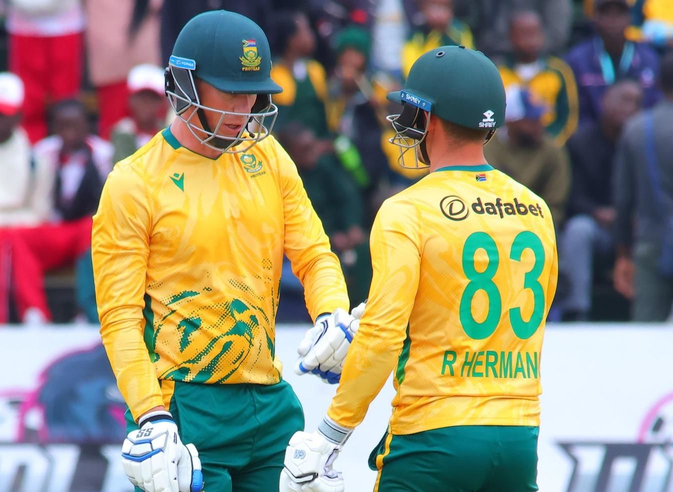 Skipper Van der Dussen, Hermann Shine as South Africa Cruise into Tri-Series Final
