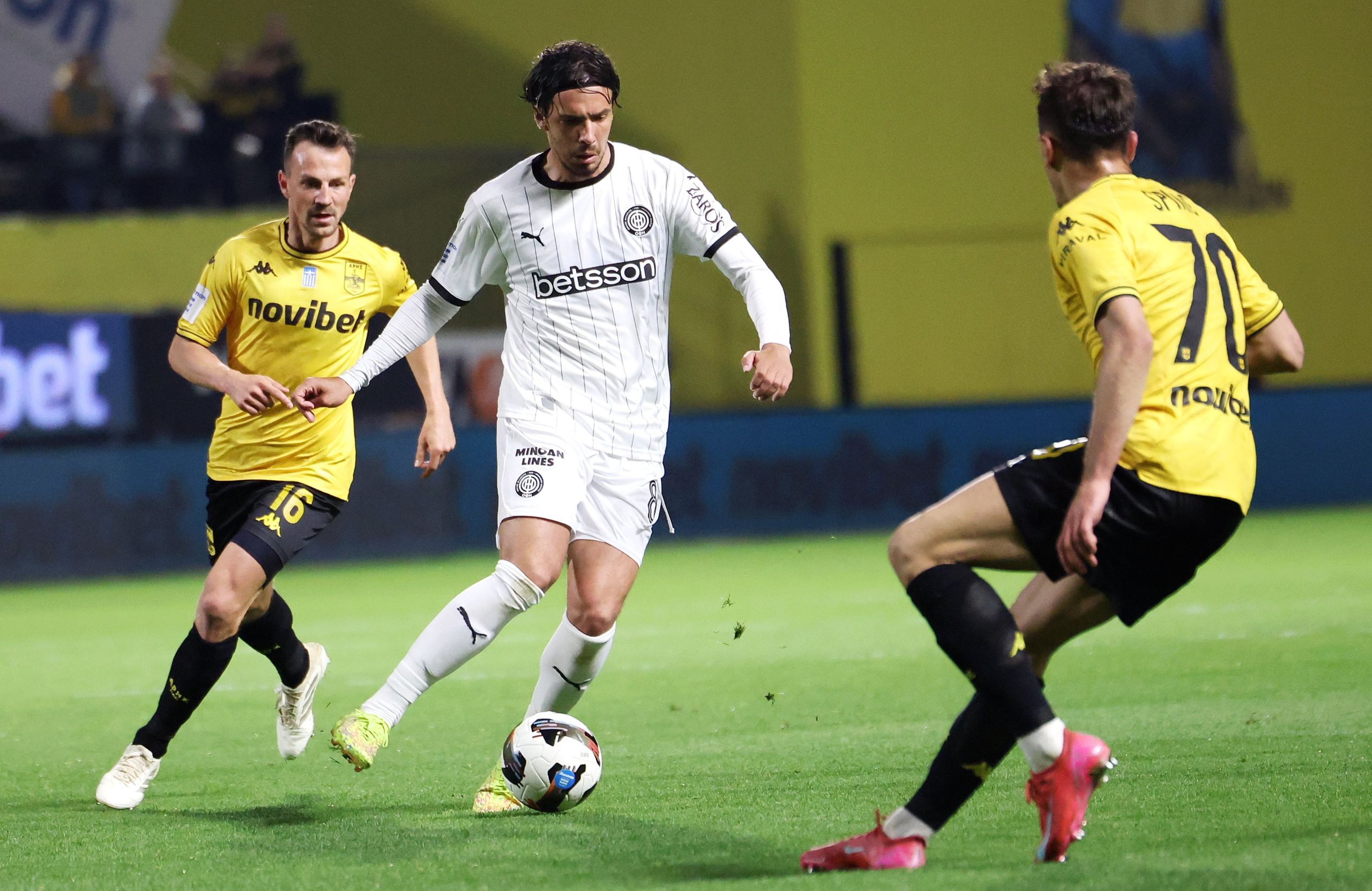 OFI Crete vs Aris: Prediction for the Match on May 03, 2025