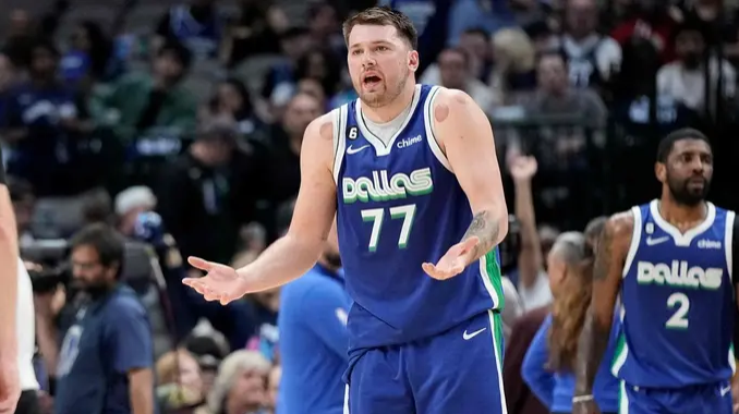 Dallas Mavericks vs Toronto Raptors Pronóstico, Apuestas y Cuotas│8 de noviembre de 2023