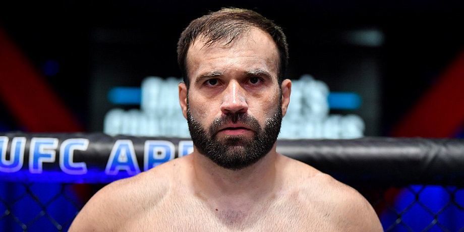 Azamat Murzakanov: "Pelearía con Pereira de pie"