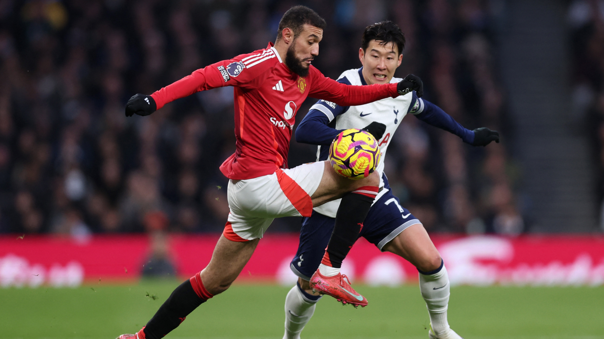 How to Watch Tottenham vs Manchester United Match: Premier League TV Channel, Team News & Betting Odds