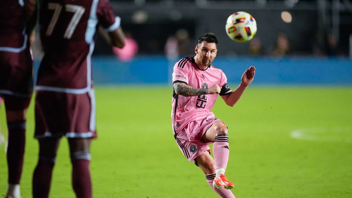 Monterrey Coach Sanchez Called Messi 'Possessed Dwarf With The Face Of The Devil'