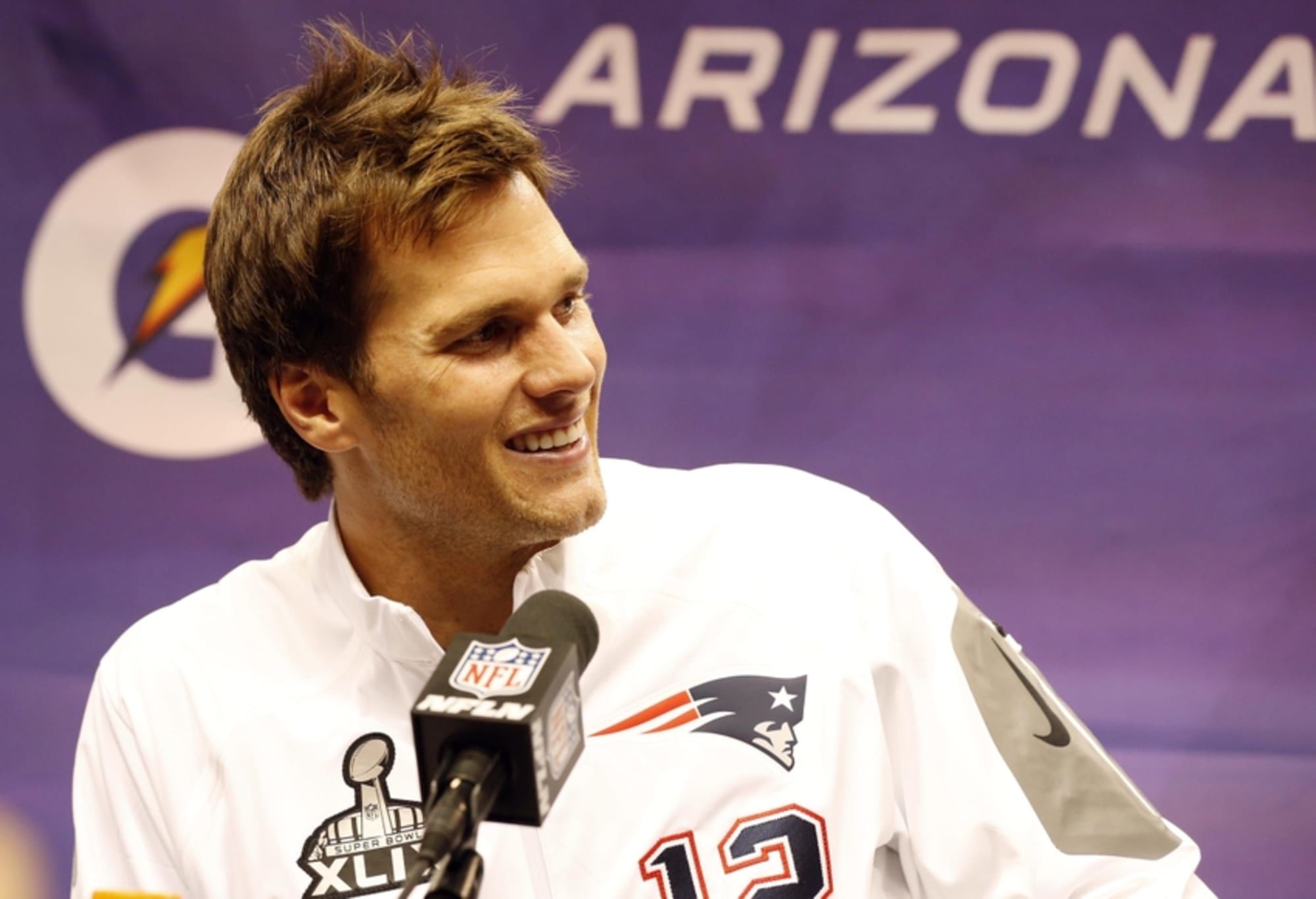 Buccaneers superstar Tom Brady to join Fox Sports